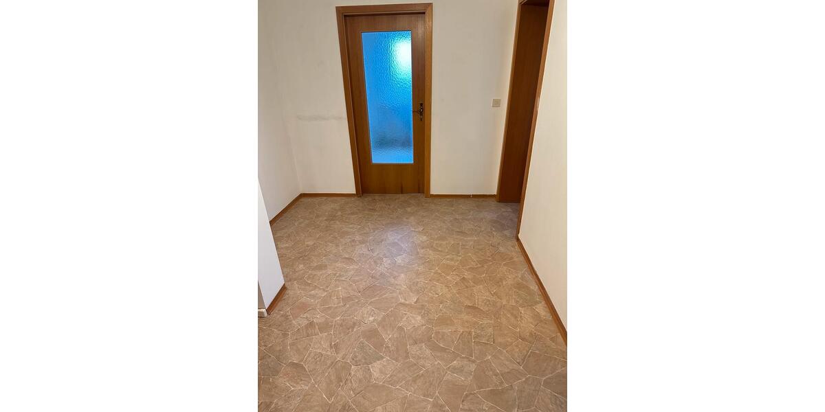 Etagenwohnung Pocking - 2 Zimmer, 64 m&sup2;, 800&euro; | Angebot:26226871