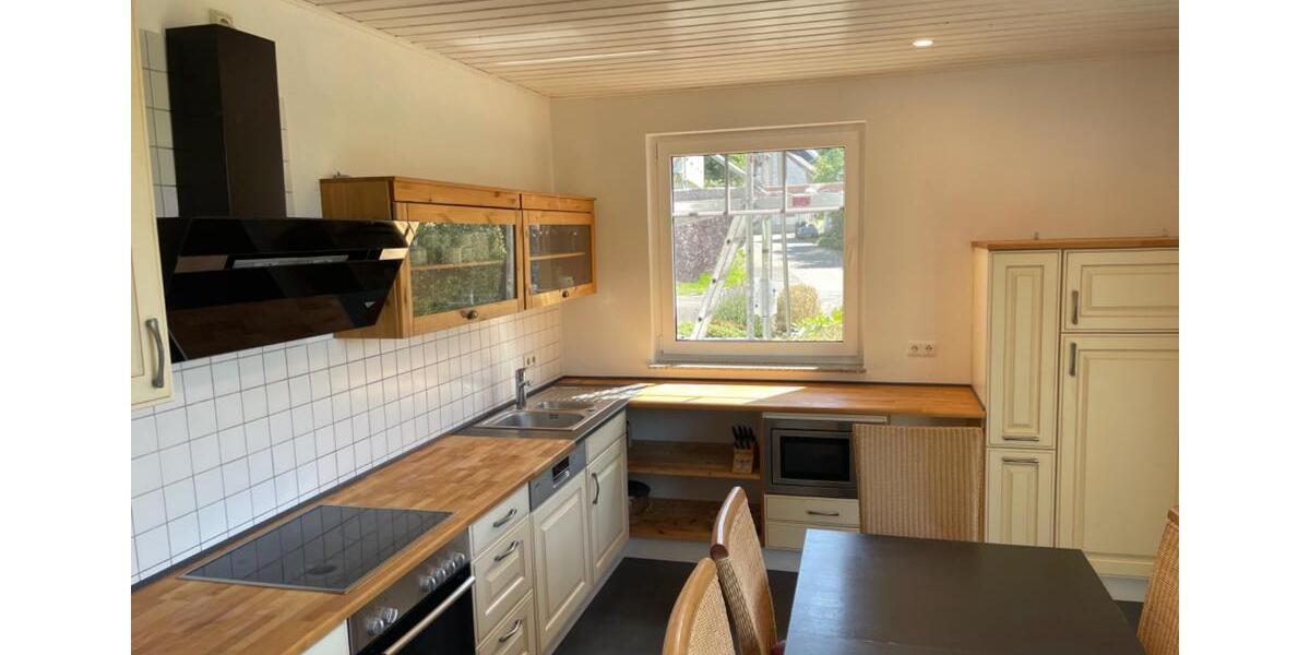 Renoviertes freistehendes EFH mit idyllischem Garten 4 zimmer