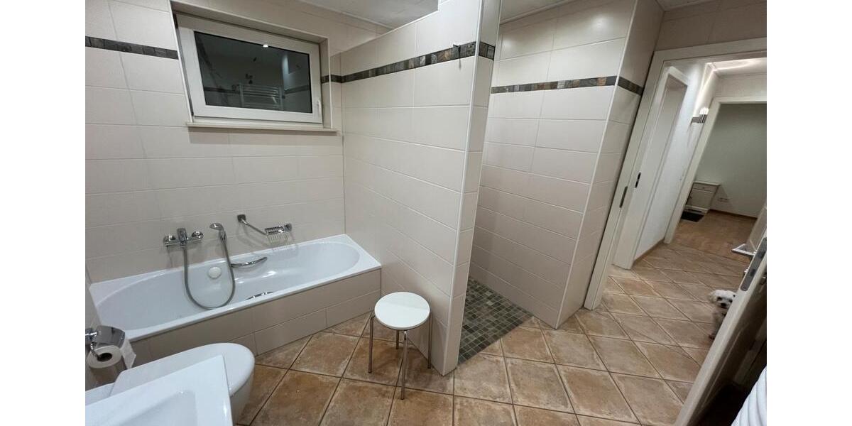 Einfamilienhaus Waldalgesheim - 5 Zimmer, 160 m&sup2;, 2.200&euro; | Angebot:26292714