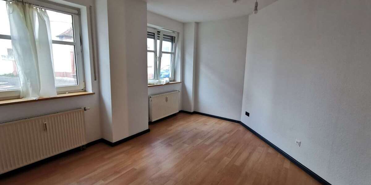 Etagenwohnung Kaiserslautern Betzenberg - 1 Zimmer, 33 m&sup2;, 370&euro; | Angebot:27408731