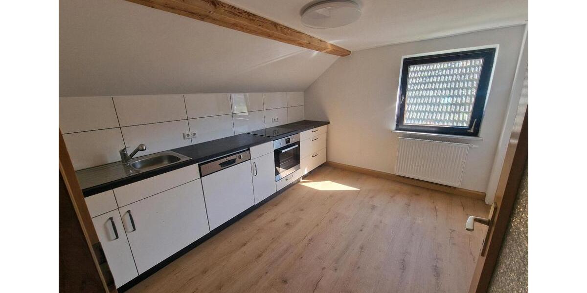 Helle 2Zimmer Küche Bad DG 1 zimmer