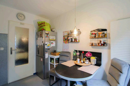 Helle 3-Zimmer-Wohnung (WG) | neue Küche, saniertes Bad, Balkon 3 zimmer