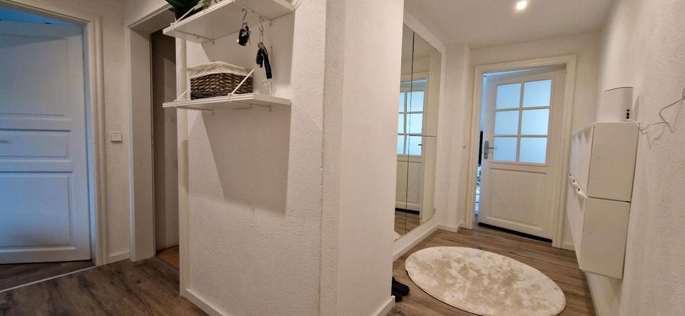 Dachgeschoßwohnung Sundern (Sauerland) - 3 Zimmer, 85 m&sup2;, 750&euro; | Angebot:26038701