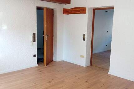 Gewerbeobjekt Schorndorf - 3 Zimmer, 50 m&sup2;, 400&euro; | Angebot:26751396