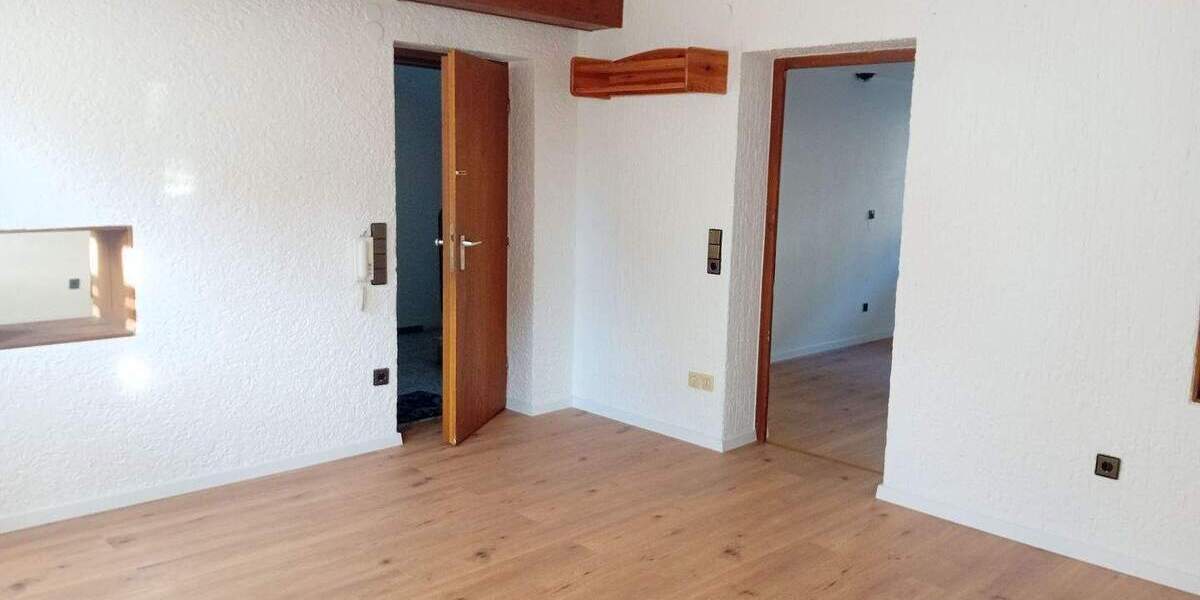 Gewerbeobjekt Schorndorf - 3 Zimmer, 50 m&sup2;, 400&euro; | Angebot:26751396