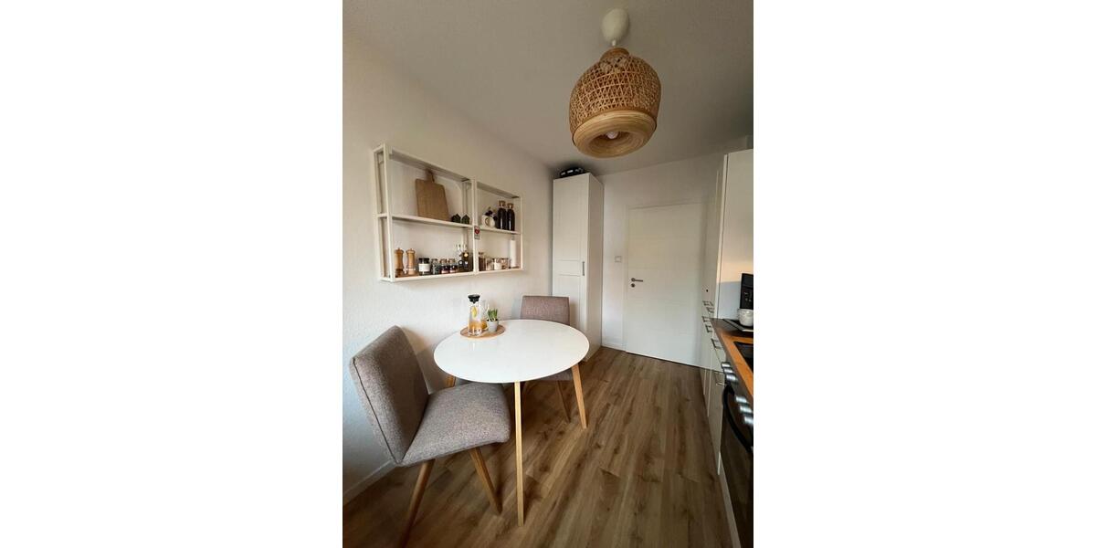 Etagenwohnung Lage - 1 Zimmer, 71 m&sup2;, 590&euro; | Angebot:25719986