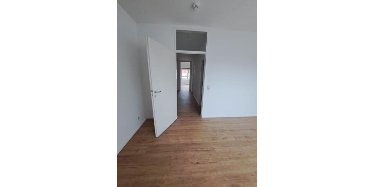 Dachgeschoßwohnung Schwerin Friedrichsthal - 2 Zimmer, 51 m&sup2;, 540&euro; | Angebot:24974218