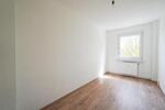 Renovierte DreiraumWohnung mit Balkon– sofort bezugsfrei!
