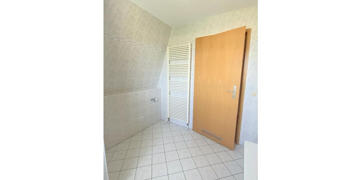 Dachgeschoßwohnung Leipzig Nord - 2 Zimmer, 65 m&sup2;, 620&euro; | Angebot:25977222