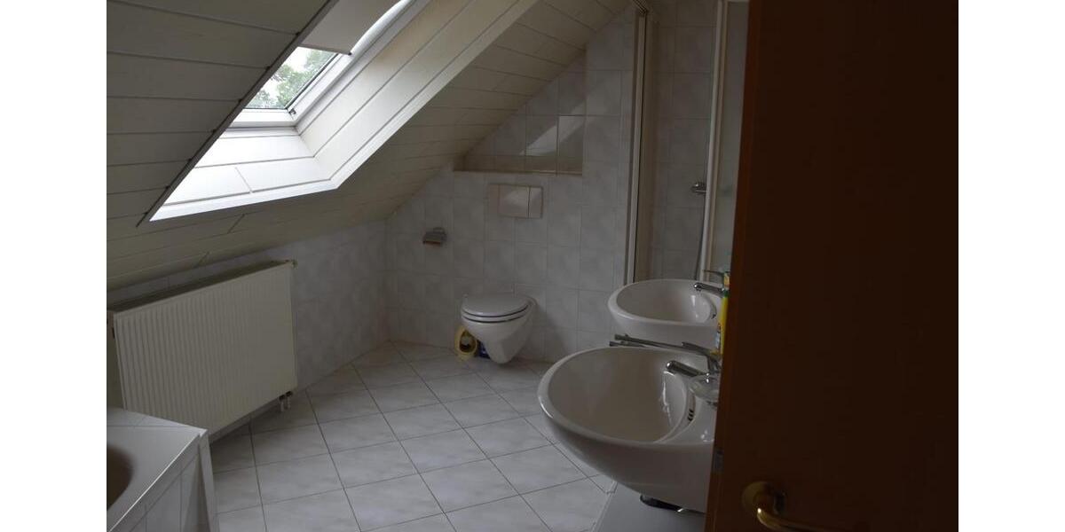 Etagenwohnung Bad Nenndorf - 4 Zimmer, 93 m&sup2;, 770&euro; | Angebot:25855681