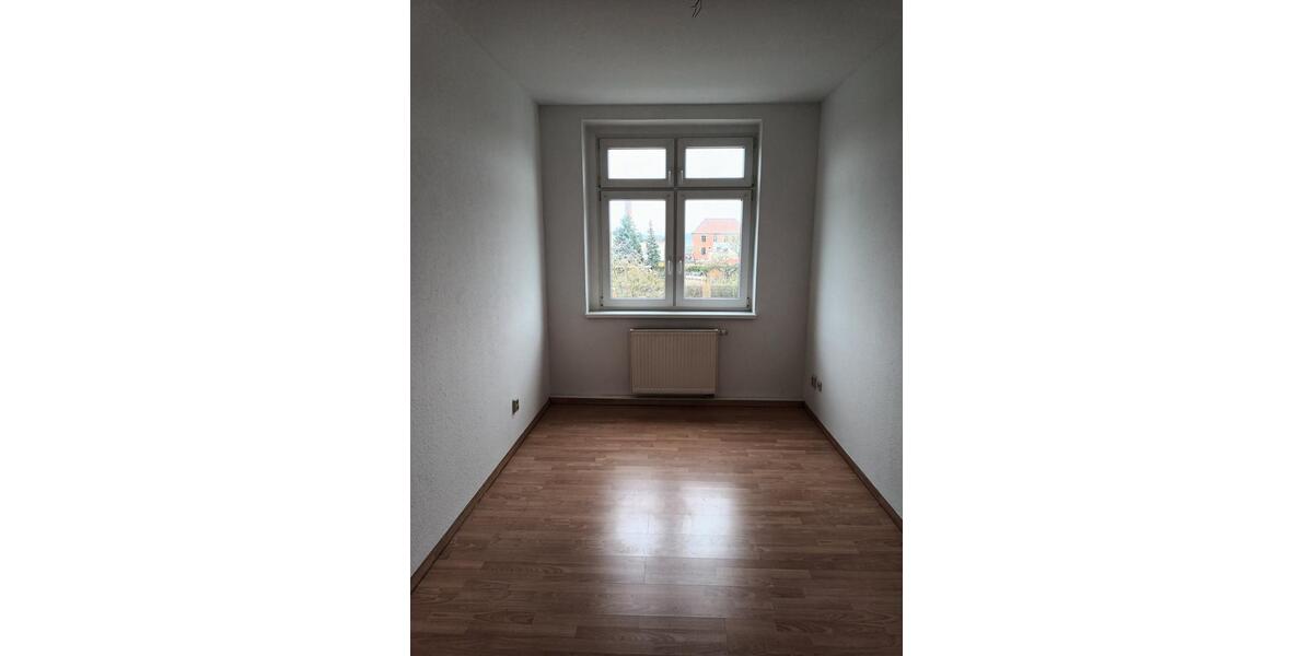 Etagenwohnung Tangerhütte - 3 Zimmer, 76 m&sup2;, 410&euro; | Angebot:22908624