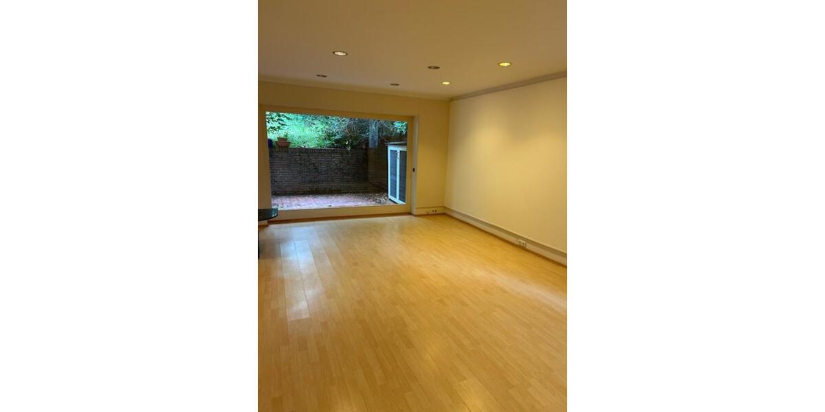 Kronberg-Oberhöchstadt - Geräumige 2-Zimmer-Wohnung mit Terrasse 2 zimmer