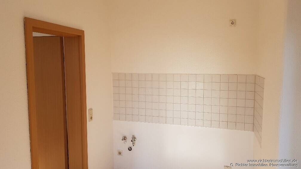 Etagenwohnung Großschirma / Siebenlehn Siebenlehn - 2 Zimmer, 42 m&sup2;, 260&euro; | Angebot:26740415