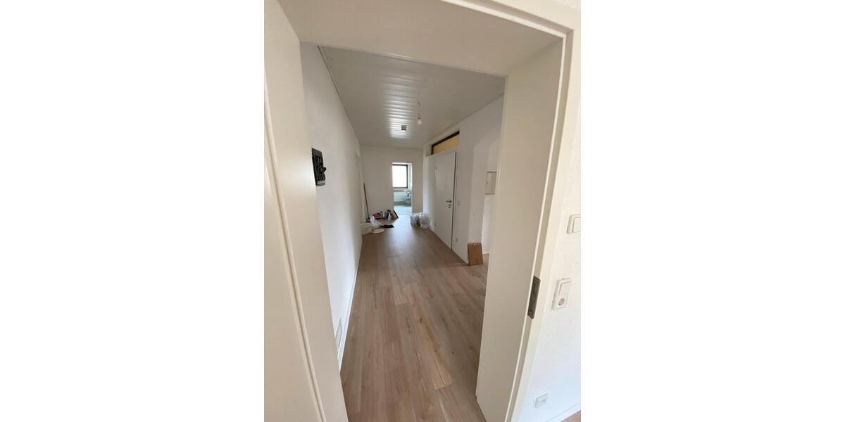 Etagenwohnung Landau in der Pfalz - 4.5 Zimmer, 114 m&sup2;, 1.270&euro; | Angebot:26570010