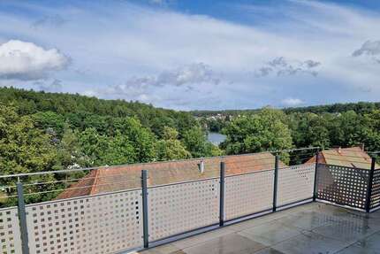 Wohnung zum Mieten in Bodenwöhr 1.497,40 € 156.8 m² 6 zimmer