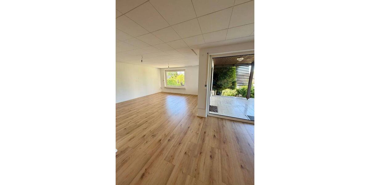 Einfamilienhaus Veitsbronn - 4 Zimmer, 124 m&sup2;, 1.450&euro; | Angebot:26673006