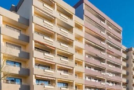 Sehr schöne lichtdurchflutete 3- Zimmer Whg inkl. EBK 3 zimmer