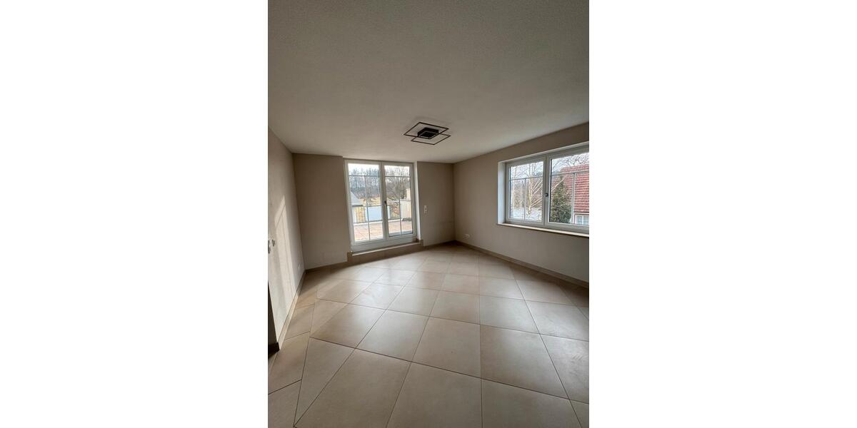 Maisonettenwohnung Aichach - 6 Zimmer, 186 m&sup2;, 2.550&euro; | Angebot:25332283