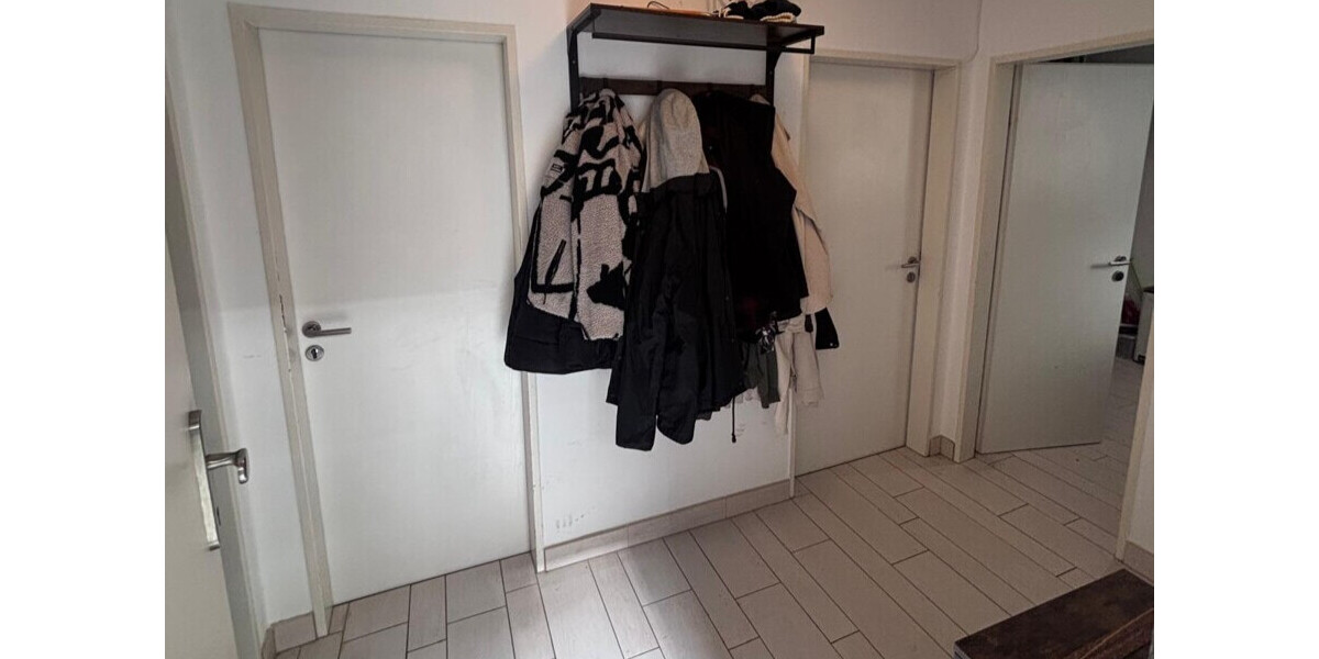 2 Zimmer Mietwohnung mit schönem Bergblick in 83410 Laufen - frei ab 01.09.2026 - Aufzug vorhanden - Etagenwohnung Laufen Laufen | Angebot:26988609