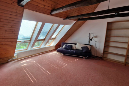 Großes&helles Zimmer -ideal auch zu 2t- im Fachwerkhaus+Garten WG 1 zimmer