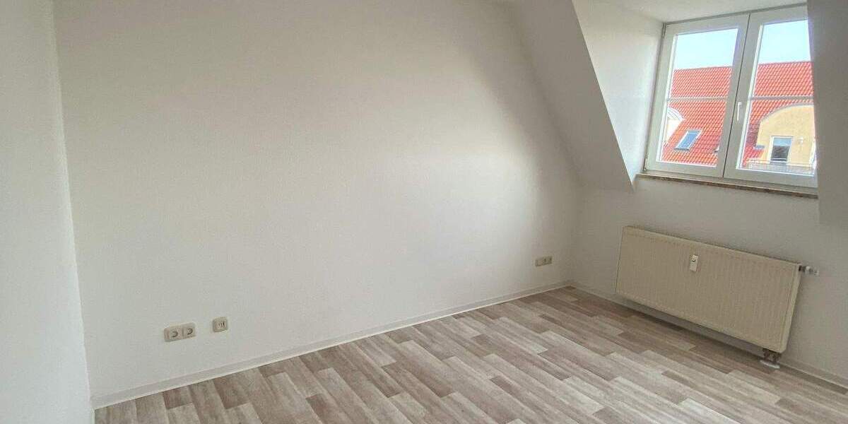 Etagenwohnung Burg - 2 Zimmer, 60 m&sup2;, 350&euro; | Angebot:25667670