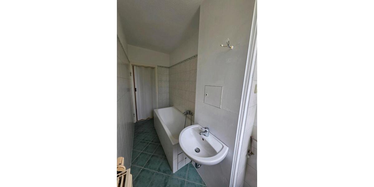 Etagenwohnung Nienburg (Saale) - 2 Zimmer, 46 m&sup2;, 460&euro; | Angebot:26611393
