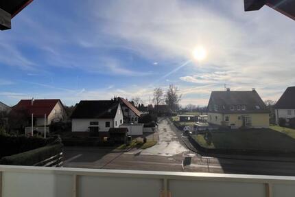 Helle 3-Zimmer DG Wohnung mit Südbalkon - 68 Quadratmeter 3 zimmer