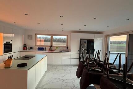 Wohnen auf Zeit Regensburg Brandlberg - 5 Zimmer, 170 m&sup2;, 600&euro; | Angebot:26127641