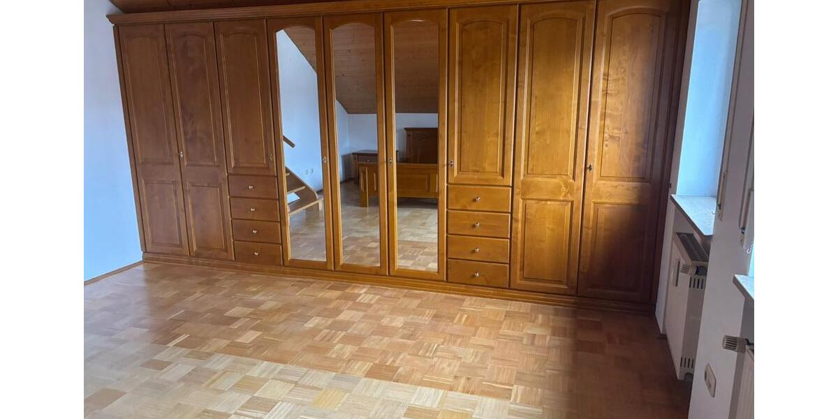 Dachgeschoßwohnung Kößlarn - 3.5 Zimmer, 105 m&sup2;, 520&euro; | Angebot:26039846