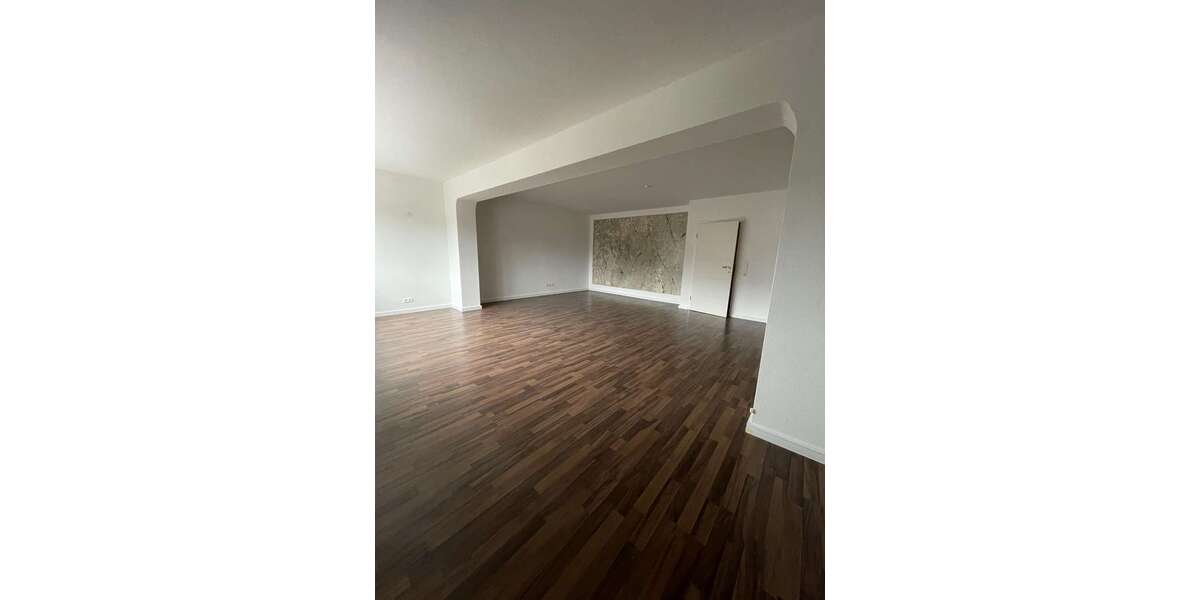 Etagenwohnung Laufach - 4 Zimmer, 120 m&sup2;, 1.100&euro; | Angebot:25180782