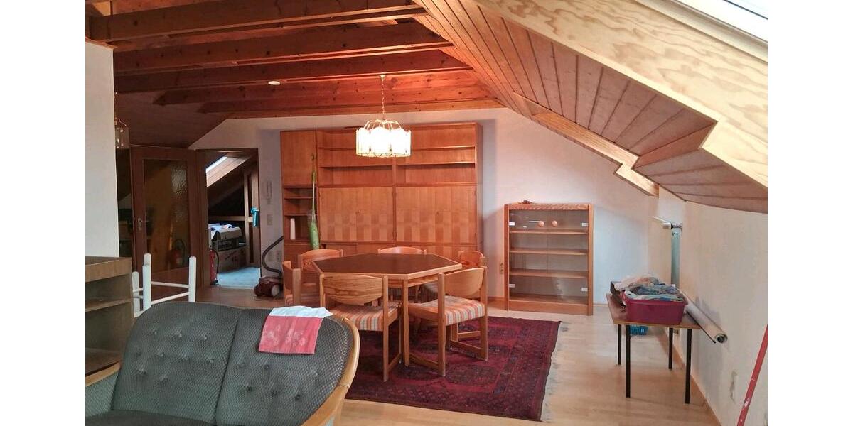 Dachgeschoßwohnung Leutershausen - 2.5 Zimmer, 70 m&sup2;, 750&euro; | Angebot:24771837