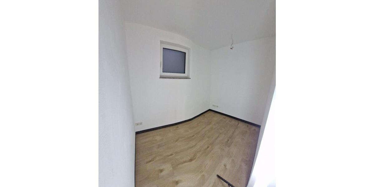 Etagenwohnung Alsfeld - 5 Zimmer, 1.350&euro; | Angebot:23428258