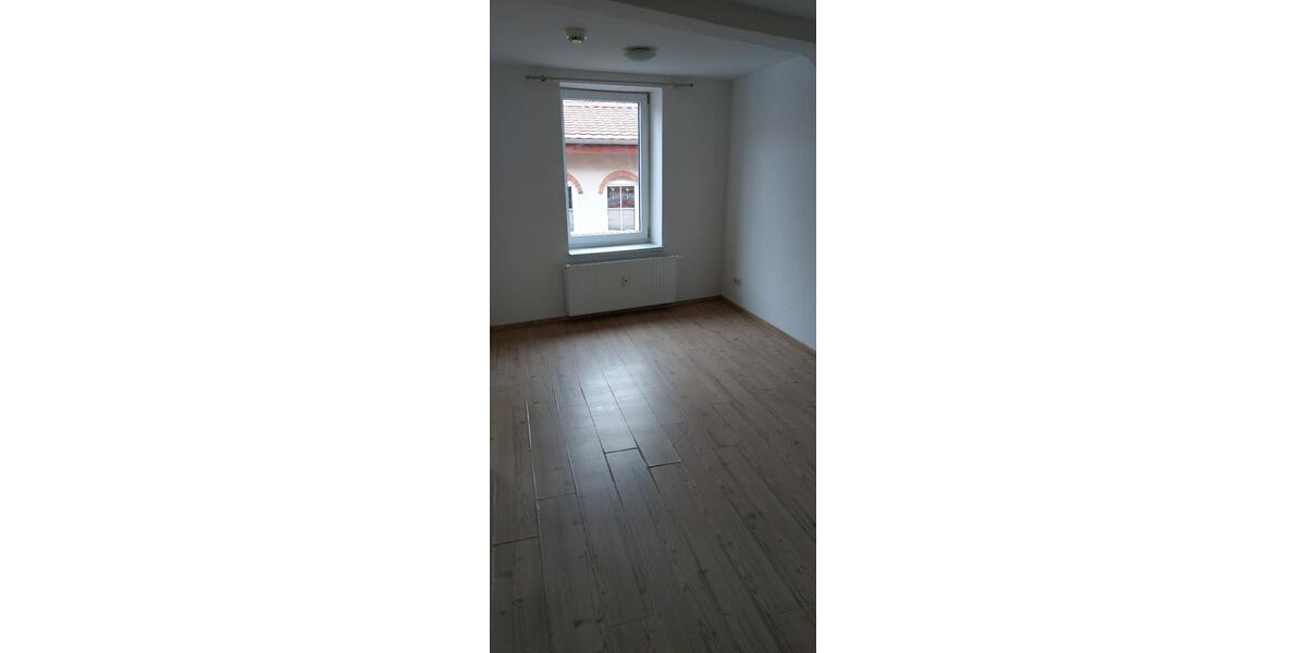 Etagenwohnung Plau am See - 2 Zimmer, 35 m&sup2;, 300&euro; | Angebot:26665589