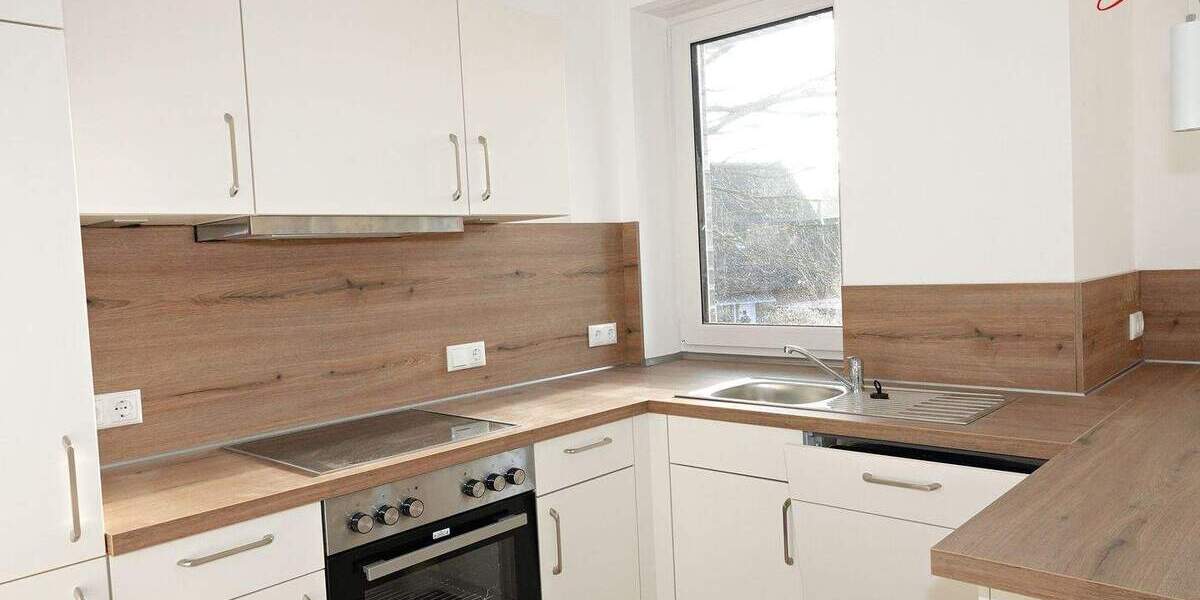 Etagenwohnung Esens - 3 Zimmer, 92 m&sup2;, 990&euro; | Angebot:25729417