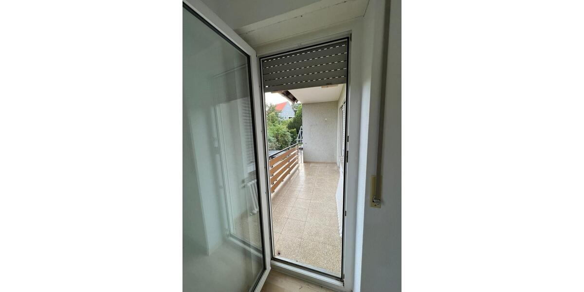 Etagenwohnung Dittelbrunn - 3 Zimmer, 100 m&sup2;, 850&euro; | Angebot:25875128