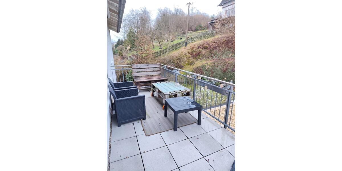 Etagenwohnung Siegen Eiserfeld - 4 Zimmer, 110 m&sup2;, 1.000&euro; | Angebot:24752653