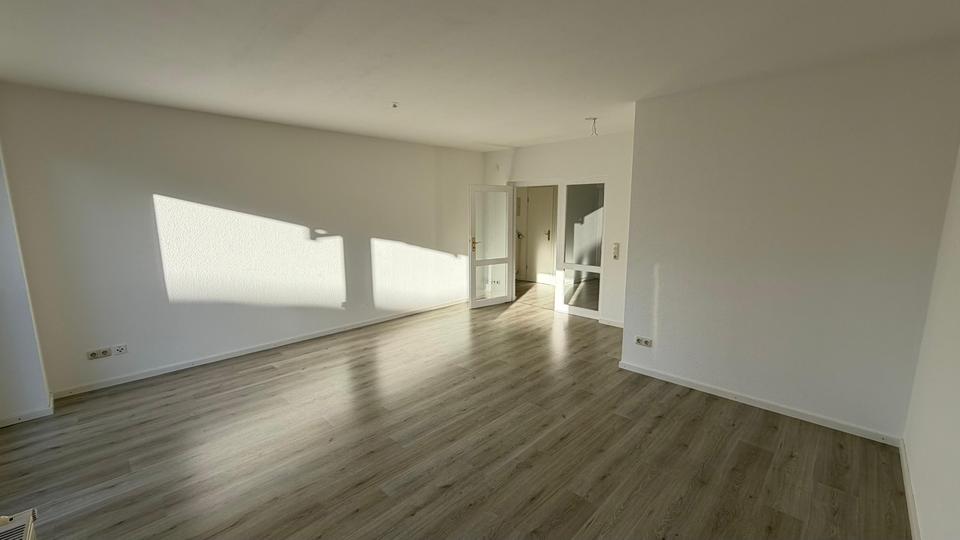 3- Zimmer EG Whg,88qm, TG,kleiner Garten,zentral Trittau 3 zimmer