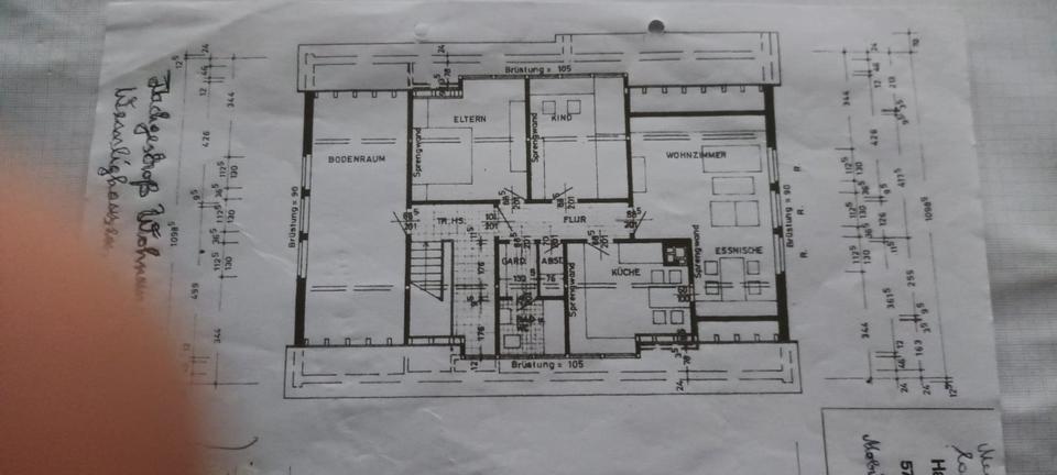 Dachgeschoßwohnung Bad Berleburg - 3 Zimmer, 80 m&sup2;, 560&euro; | Angebot:24846428