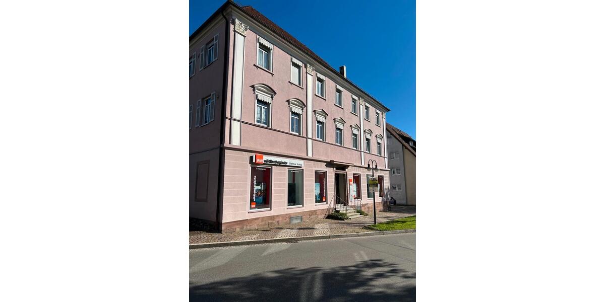 Etagenwohnung Freudenstadt - 4 Zimmer, 106 m&sup2;, 1.050&euro; | Angebot:26399188