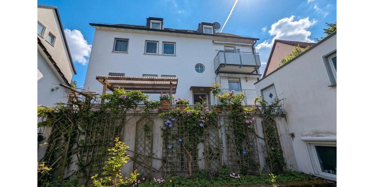 Erdgeschoßwohnung Stuttgart Bad Cannstatt - 3 Zimmer, 92 m&sup2;, 1.695&euro; | Angebot:26444687