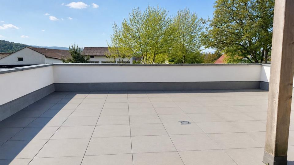 Hochparterre Berching - 3 Zimmer, 115 m&sup2;, 930&euro; | Angebot:26523225