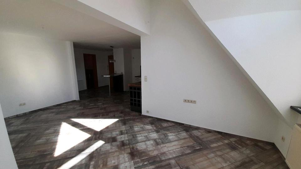 Etagenwohnung Hettstedt - 2 Zimmer, 58 m&sup2;, 670&euro; | Angebot:25551042