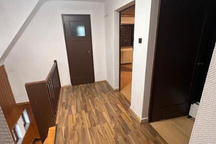 Haus Flein - 5 Zimmer, 80 m&sup2;, 1.400&euro; | Angebot:27620247