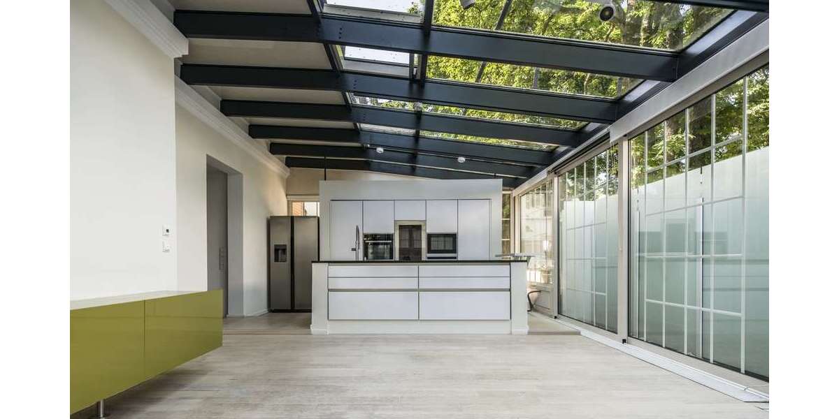 Etagenwohnung Wiesbaden Südost - 4 Zimmer, 208 m&sup2;, 3.500&euro; | Angebot:26756829
