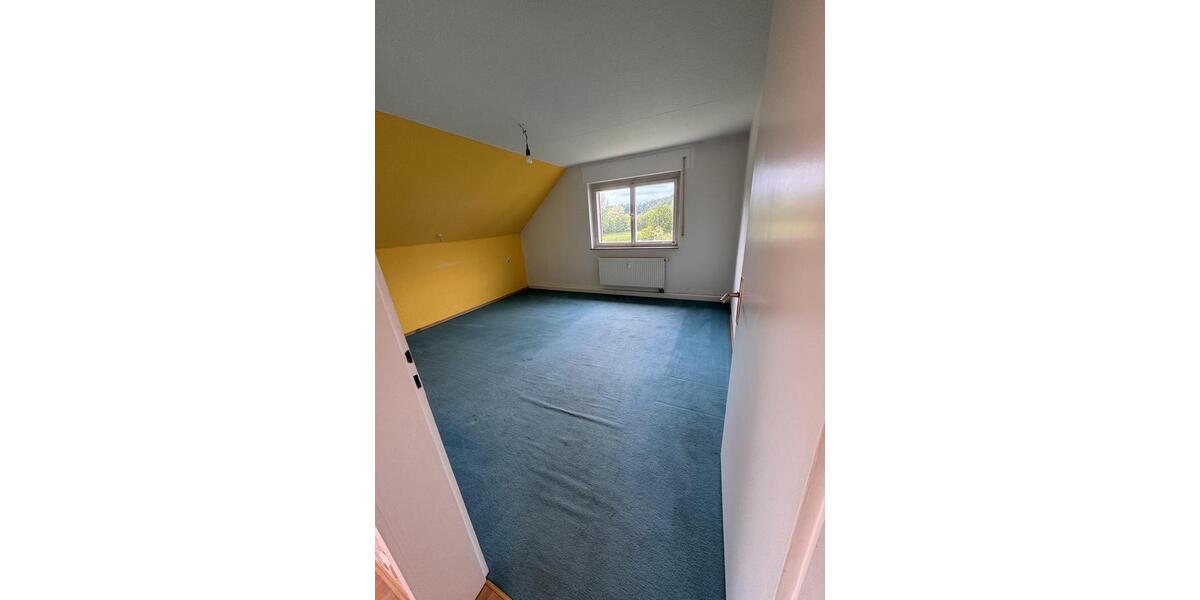 Dachgeschoßwohnung Burgstetten - 4 Zimmer, 65 m&sup2;, 520&euro; | Angebot:26663166