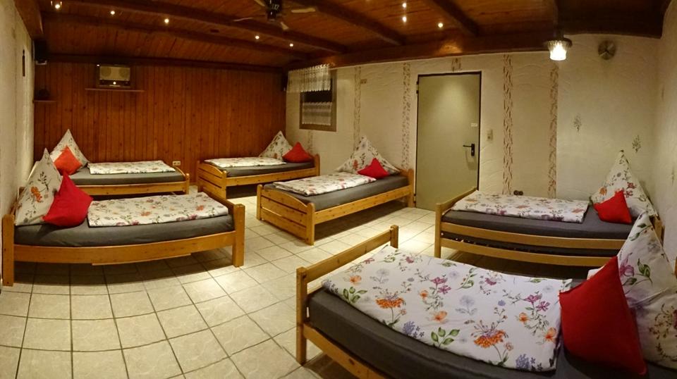 Wohnen auf Zeit Grafenrheinfeld - 1 Zimmer, 30 m&sup2;, 18&euro; | Angebot:24374221