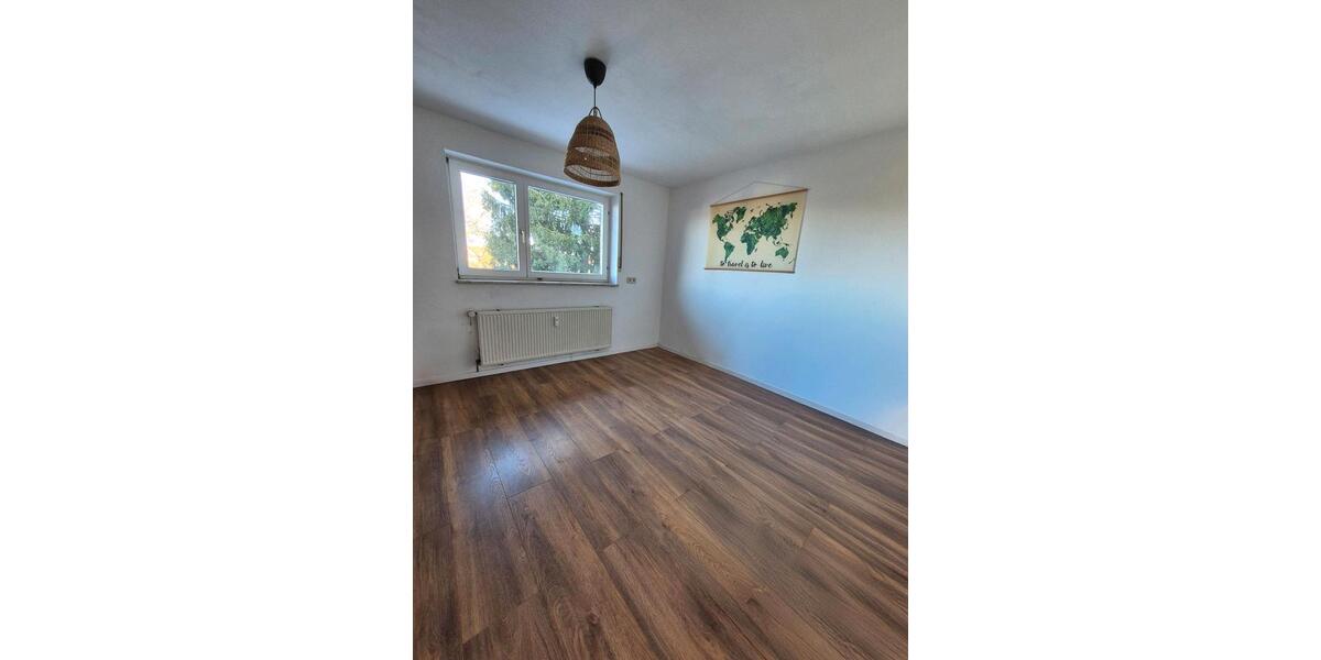 Etagenwohnung Neuried - 2.5 Zimmer, 82 m&sup2;, 950&euro; | Angebot:26610078