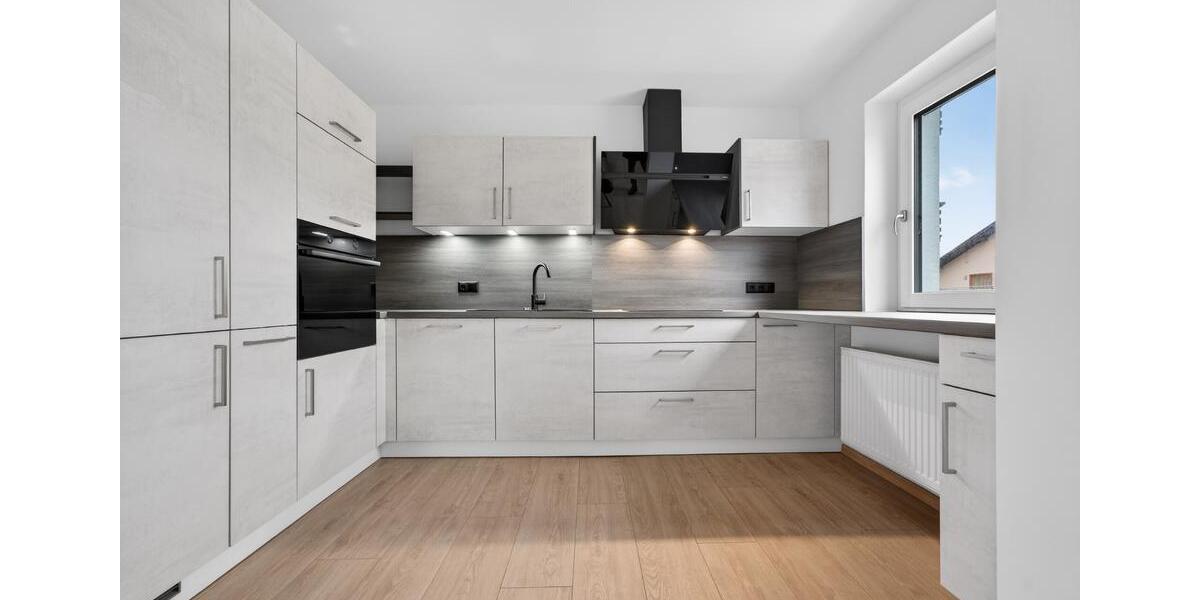 Hochparterre Zandt - 4 Zimmer, 102 m&sup2;, 820&euro; | Angebot:25931429