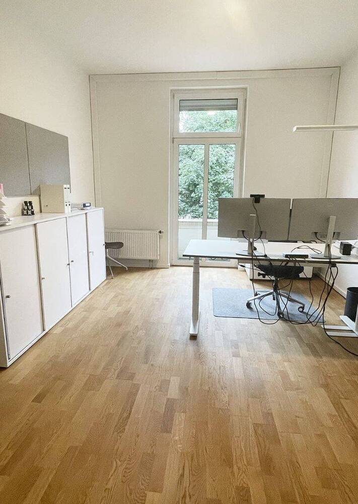 Büroräume in repräsentativen Altbau-Büro - All-in-Miete