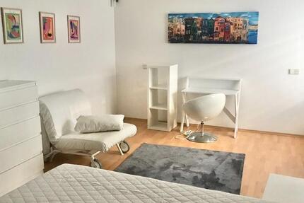 29m²WG-Zimmer,insg.44m²,1 Person,545 €+255 € NK800 € inkl. Strom